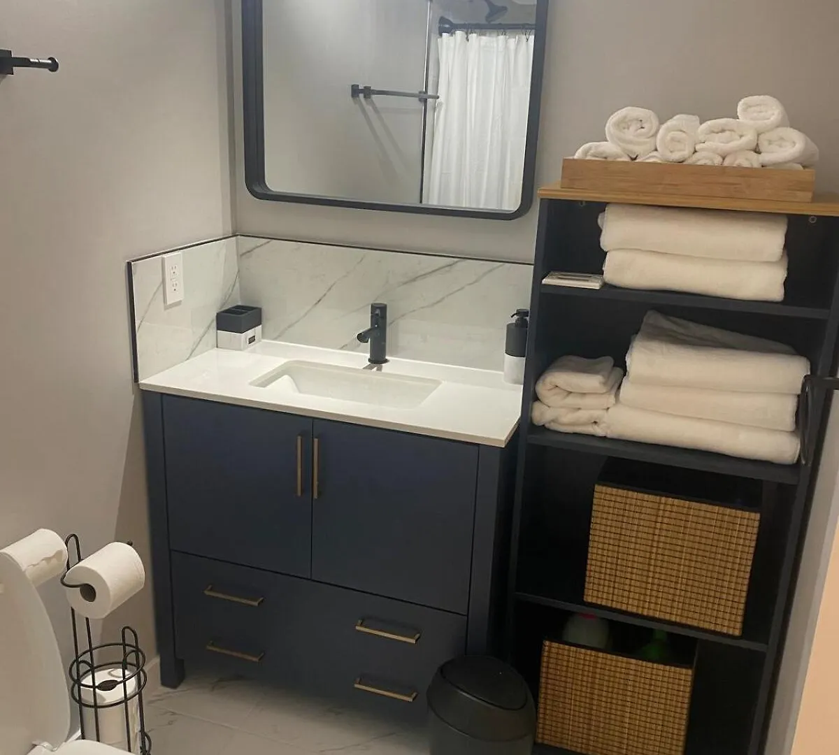 Διαμέρισμα Private One Bedroom Suite For Rent Κάλγκαρι