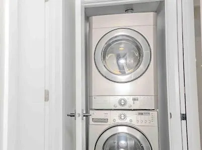 Private One Bedroom Suite For Rent Κάλγκαρι 0*,